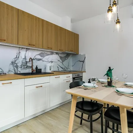 Na Podgorniku By Renters Prestige Lägenhet Poznań