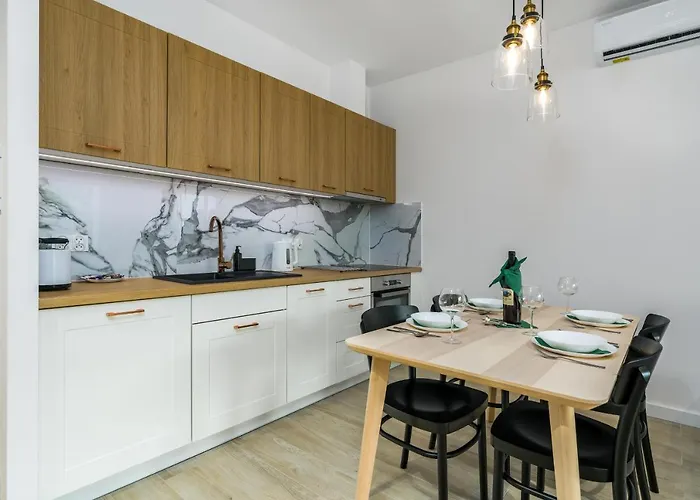 Na Podgorniku By Renters Prestige Lägenhet Poznań